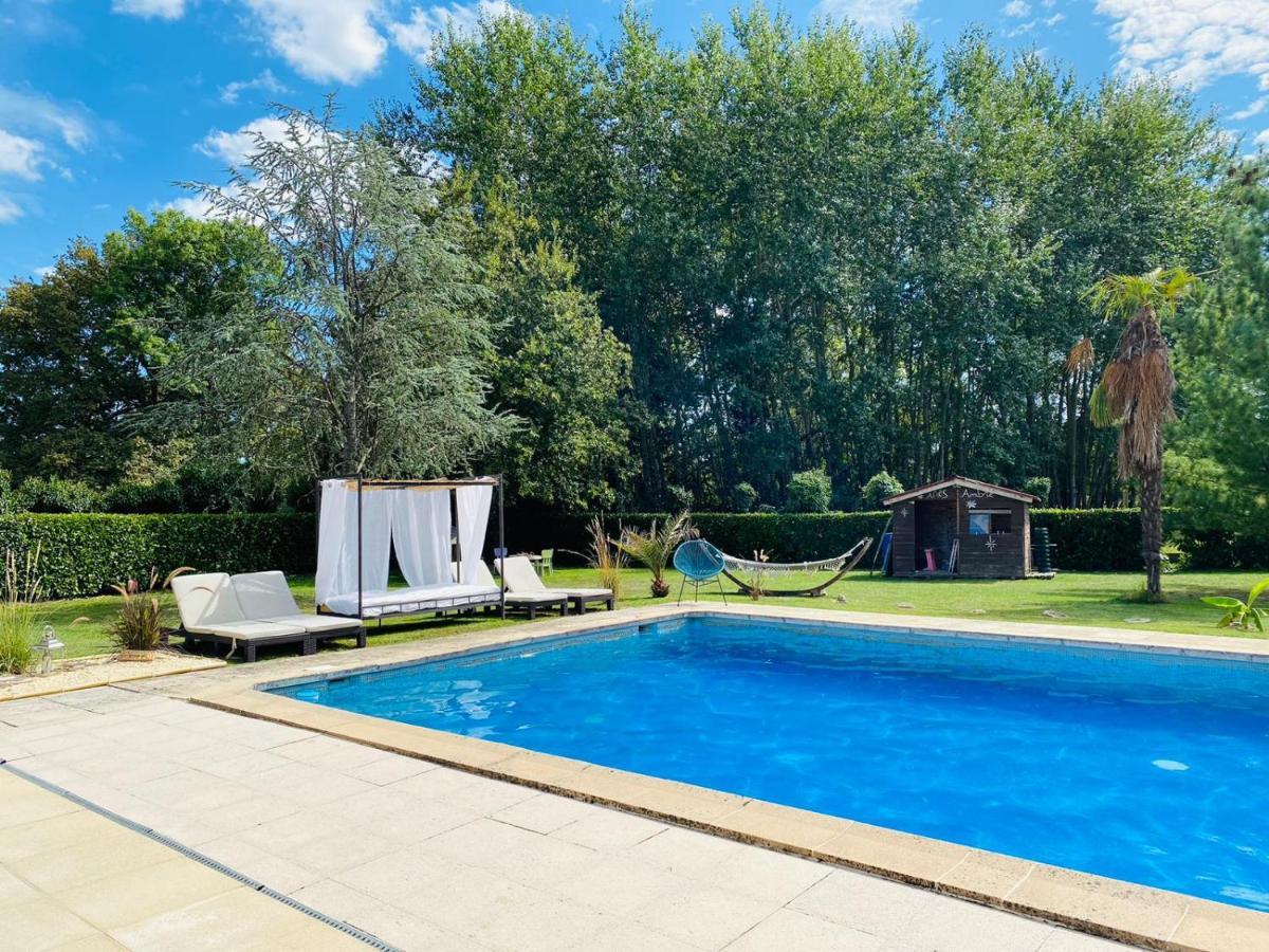 Gite E & M Saint-Denis-de-Pile Екстер'єр фото